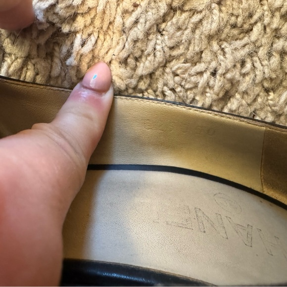 CHANEL Chain Pumps - Picture 13 of 14